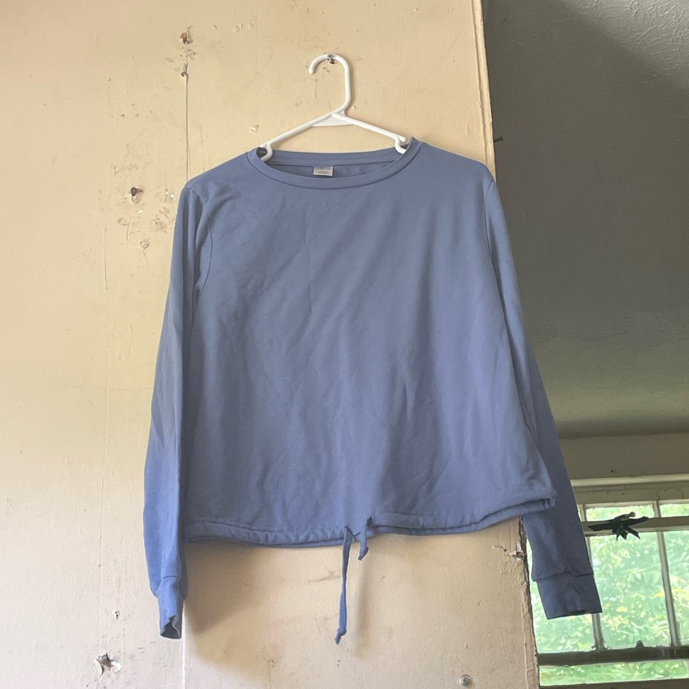 Blue long sleeve crop top